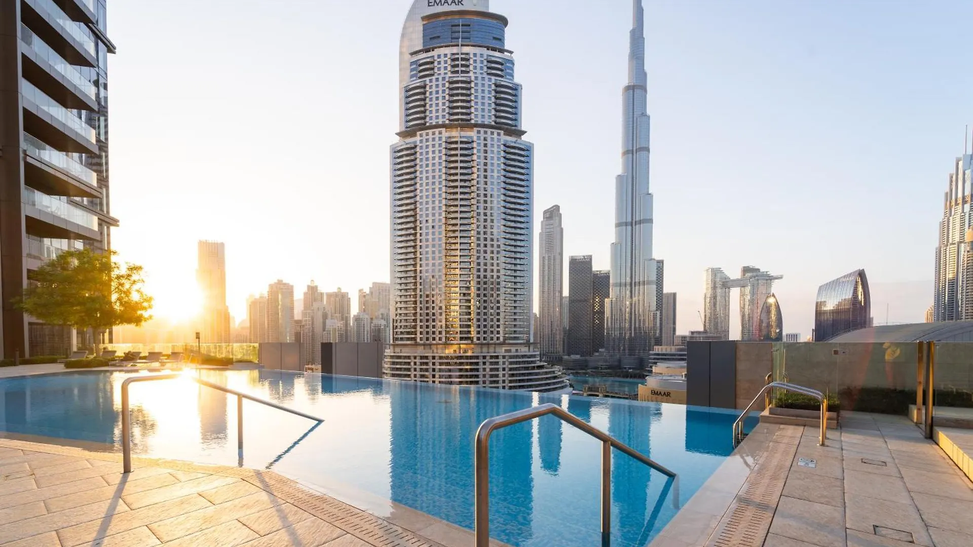 1Bed W Direct Dubaimall Access & Burj Khalifa View Apartment